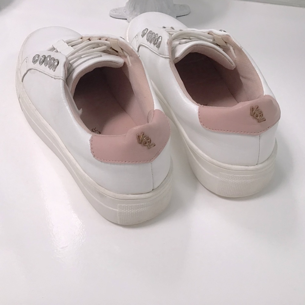 Kurt Geiger 🌈 Mini Liviah White Leather Sneakers Sz 37 - Picture 2 of 5